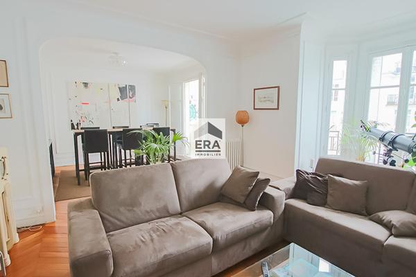 RARE & PRESTIGIEUX...Élégance Art Déco, Vue Dégagée en Étage Élevé ? 107 m²