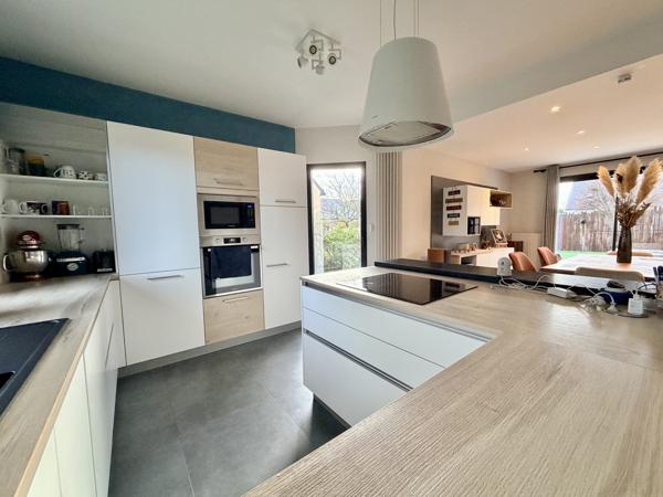 Maison 5 pièces - 128 m² Exclusivité efficity