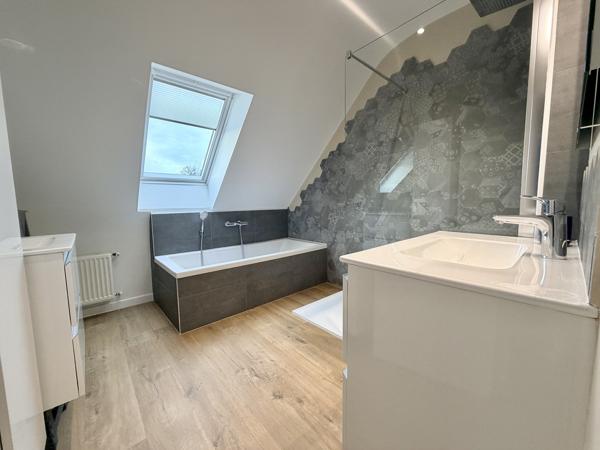 Maison 5 pièces - 128 m² Exclusivité efficity