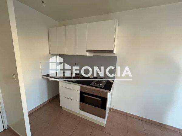 Location Appartement 2 pièces 29.45 m² - 40 CHEMIN DES PLATRIERES Le Beausset 83330