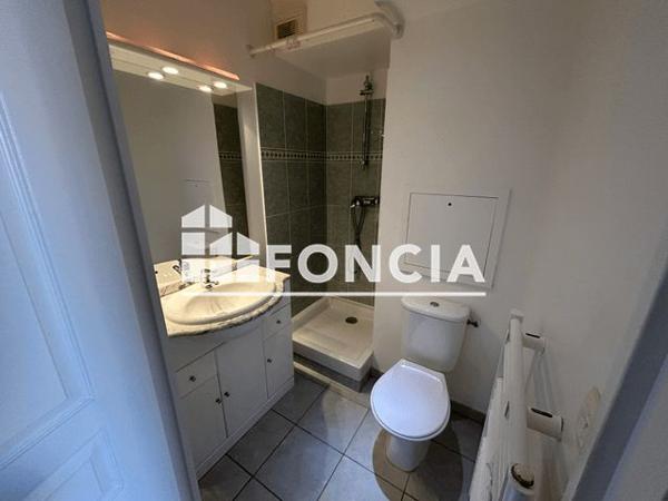 Location Appartement 2 pièces 29.45 m² - 40 CHEMIN DES PLATRIERES Le Beausset 83330