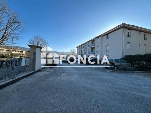 Location Appartement 2 pièces 29.45 m² - 40 CHEMIN DES PLATRIERES Le Beausset 83330