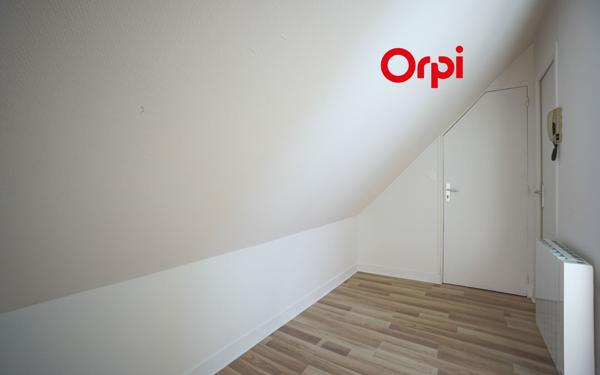 Appartement à louer    1 pièce •  Bernay