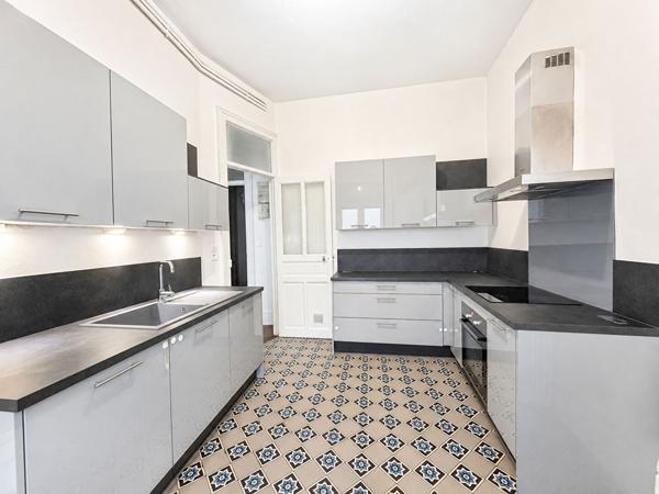 Appartement 6 pièce(s) 172.15 m2 - QUARTIER COURS LEOPOLD NANCY