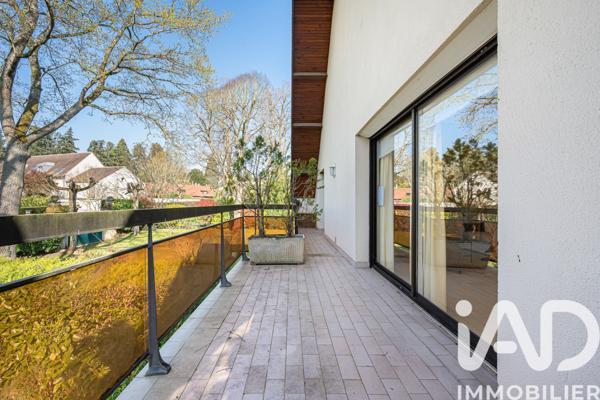Appartement à vendre 5 pièces 152,58 m² Jouy-en-Josas