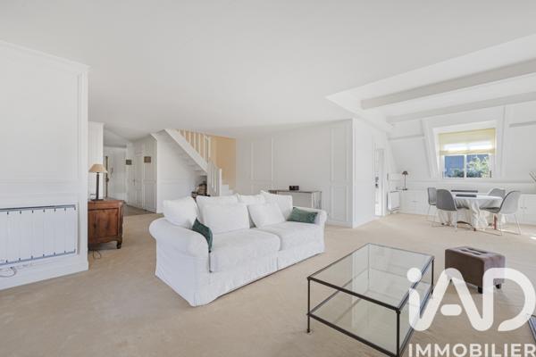 Appartement à vendre 5 pièces 152,58 m² Jouy-en-Josas