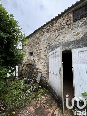 Maison à vendre 1 pièce 63 m² Les Achards