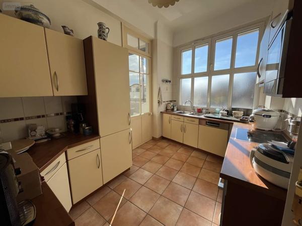 Appartement à vendre à Tours dans l'Indre-et-Loire (37000), ref : 003/2520