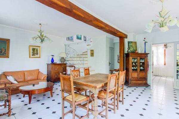 Maison individuelle avec fort potentiel à Maule