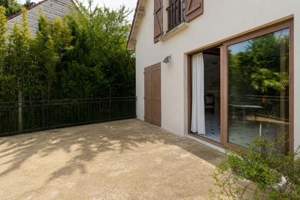 Maison individuelle avec fort potentiel à Maule
