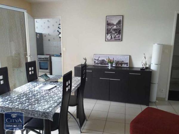 Appartement à louer 4 pièces 74.42m²