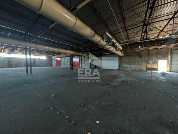 Entrepôt industriel avec bureau à vendre à 5 minutes de Montpon-Ménestérol - Surface de 4404,60 m²