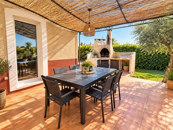 A VENDRE - SAINT CYPRIEN VILLAGE - MAISON - 4 CHAMBRES - JARDIN - PISCINE