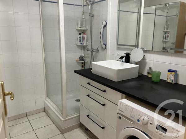 Appartement F4 à vendre  5 pièces - 80 m2 ST MEMMIE - 51