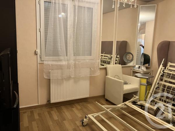 Appartement F4 à vendre  5 pièces - 80 m2 ST MEMMIE - 51