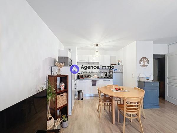 À vendre - T2, 2 pièces situé à Joué-lès-Tours (37300)