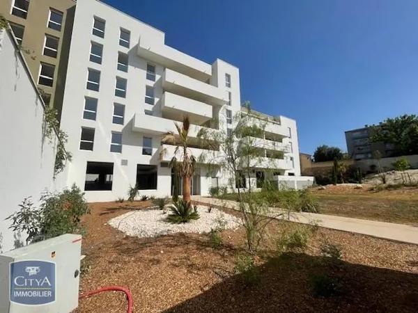 Appartement à louer 2 pièces 44.3m²