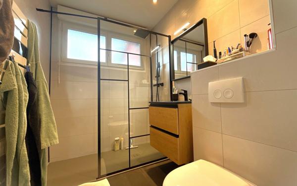 Appartement à vendre    3 pièces • 67,69 m2 Chenôve