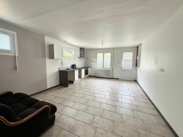 Maison à vendre    3 pièces • 122 m2 Saintes