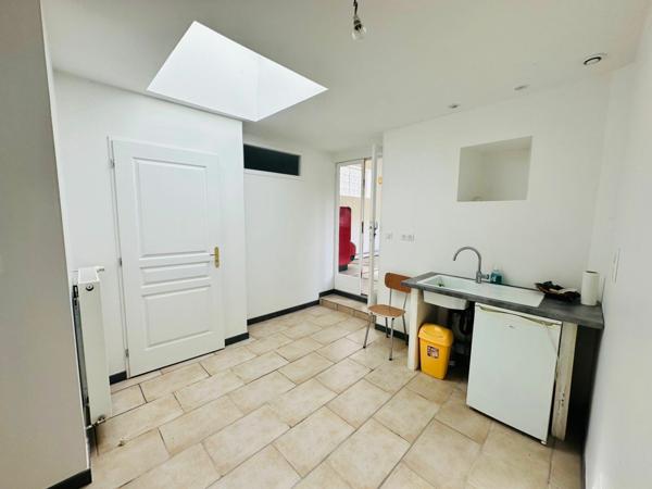 Maison à vendre    3 pièces • 122 m2 Saintes