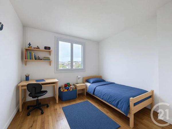 Appartement F5 à vendre  5 pièces - 79,89 m 2   FRESNES  - 94