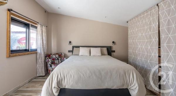 Maison à vendre  6 pièces - 217 m 2   BRY SUR MARNE  - 94