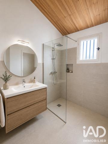 Maison à vendre 2 pièces 84,6 m² Sainte-Tulle