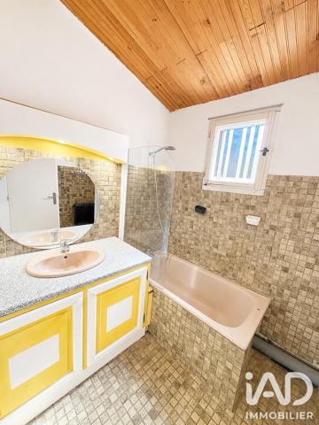 Maison à vendre 2 pièces 84,6 m² Sainte-Tulle