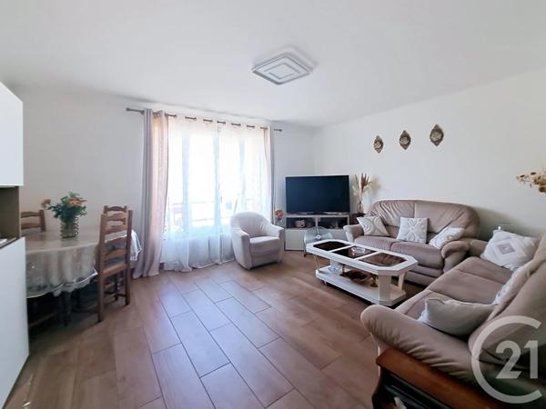 Appartement F4 à vendre  4 pièces - 68 m 2   CRETEIL  - 94