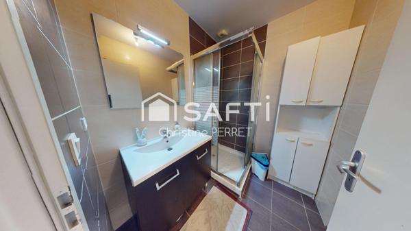 Maison Contemporaine 4 chambres  piscine et garage