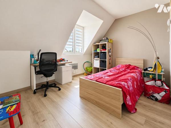 LA MEMBROLLE-SUR-CHOISILLE - MAISON 5 CHAMBRES - SUITE PARENTALE DE PLAIN-PIED - GARAGE - JARDIN