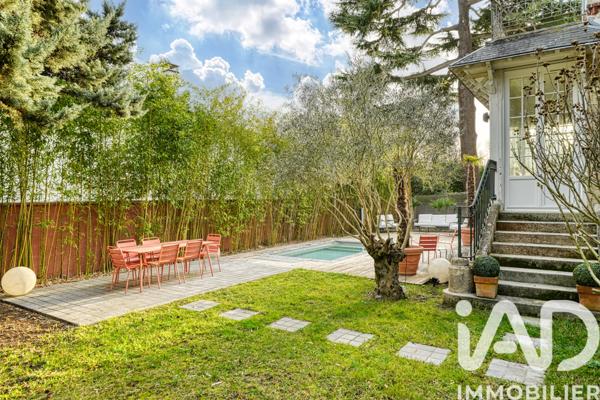 Maison à vendre 9 pièces 235 m² Maisons-Laffitte