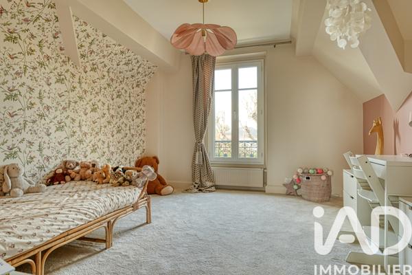 Maison à vendre 9 pièces 235 m² Maisons-Laffitte