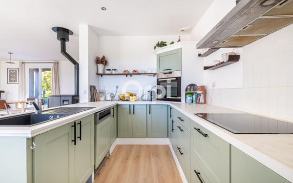 Maison à vendre    4 pièces •  Peyrilhac