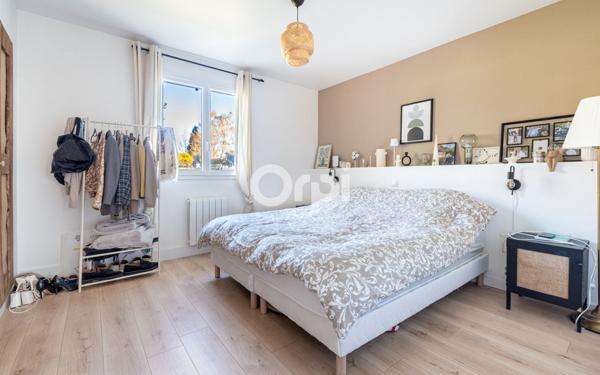 Maison à vendre    4 pièces •  Peyrilhac