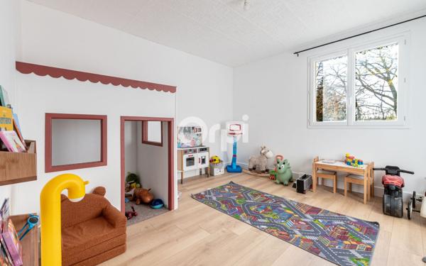 Maison à vendre    4 pièces •  Peyrilhac