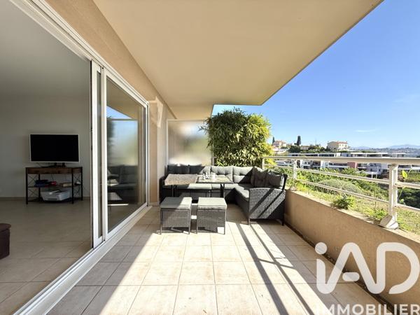 Appartement à vendre 3 pièces 69 m² Saint-Laurent-du-Var