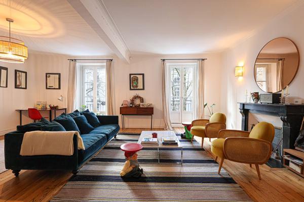 Louer Appartement 6 pièces - 146 m²