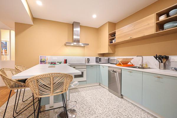 Louer Appartement 6 pièces - 146 m²