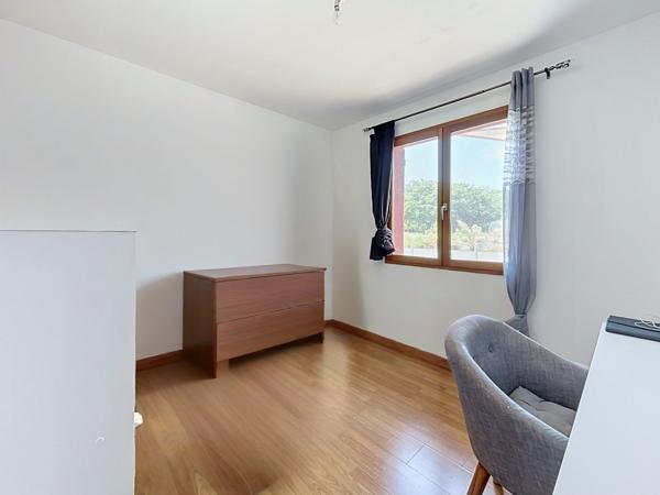 Villa 5 pièces – 125 m² sur 2 500 m² avec piscine – Castelnau-d'Estrétefonds