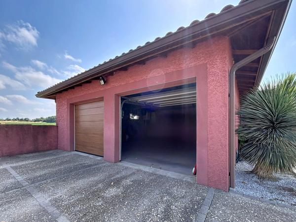 Villa 5 pièces – 125 m² sur 2 500 m² avec piscine – Castelnau-d'Estrétefonds