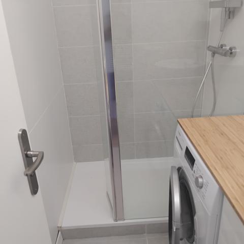 Produit rare avec vue incroyable sur une grande pelouse et canal Le Grau-du-Roi (30240)