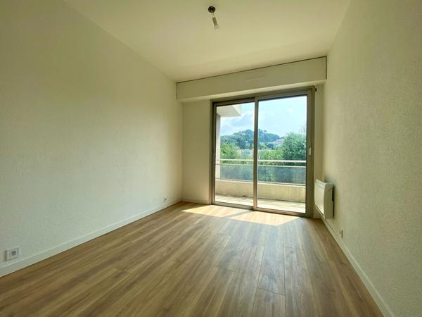 Appartement  3 pièce(s) 62 m2