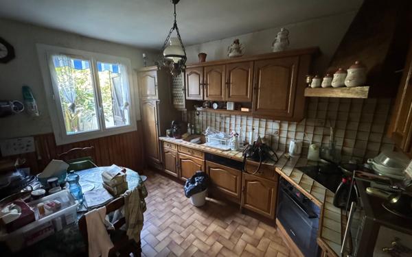 Maison à vendre    6 pièces •  Nîmes