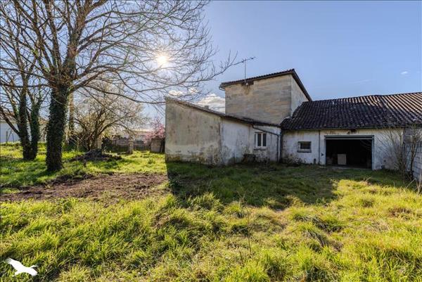 Maison à vendre |  Coutras |  2 pièces | 39 m²