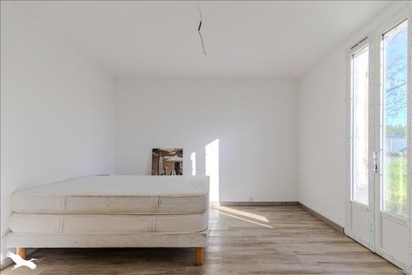 Maison à vendre |  Coutras |  2 pièces | 39 m²