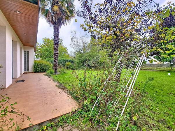 Nantes Nord - Cardo - Géraudière : En VENTE ! Maison familiale de 127 m², 3 chambres poss.4, salon séjour, cuisine, garage. Sur 1 000 m² de terrain proche toutes commodités.