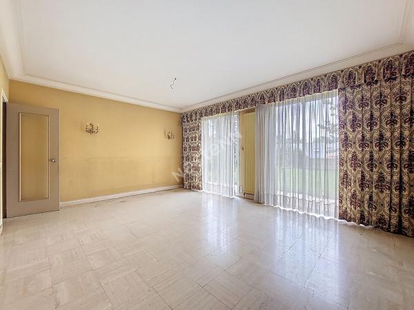 Nantes Nord - Cardo - Géraudière : En VENTE ! Maison familiale de 127 m², 3 chambres poss.4, salon séjour, cuisine, garage. Sur 1 000 m² de terrain proche toutes commodités.