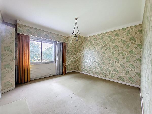 Nantes Nord - Cardo - Géraudière : En VENTE ! Maison familiale de 127 m², 3 chambres poss.4, salon séjour, cuisine, garage. Sur 1 000 m² de terrain proche toutes commodités.