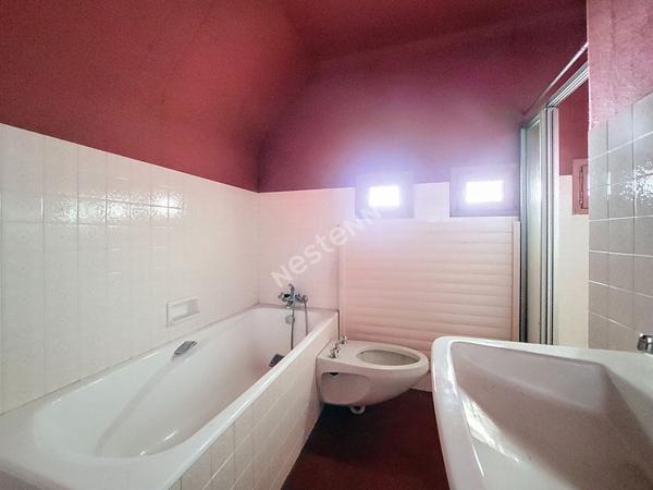 Nantes Nord - Cardo - Géraudière : En VENTE ! Maison familiale de 127 m², 3 chambres poss.4, salon séjour, cuisine, garage. Sur 1 000 m² de terrain proche toutes commodités.